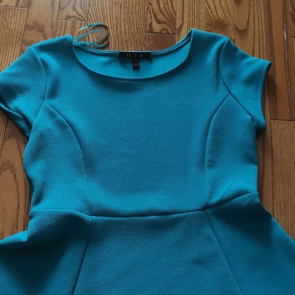 Turquoise Dress - Picture 2 of 3